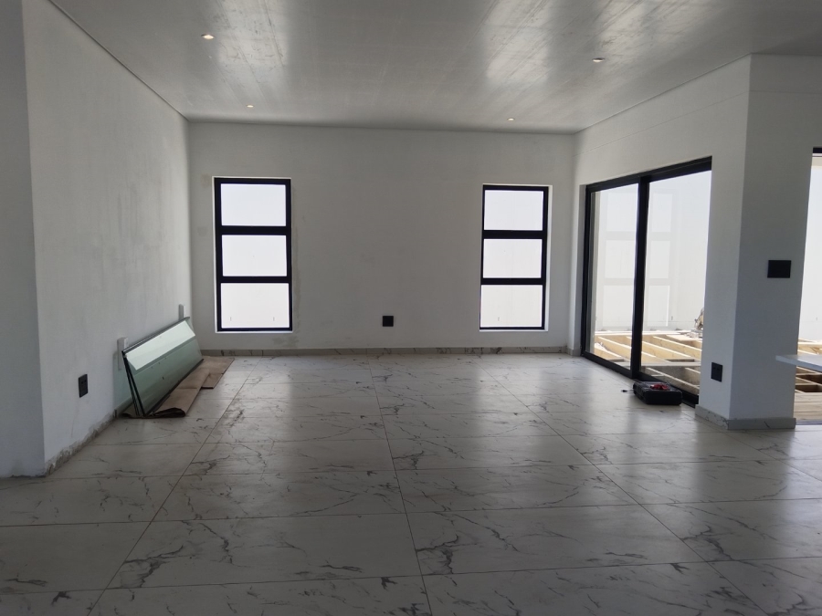 4 Bedroom Property for Sale in Sandown Western Cape